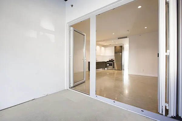 Rented by Compass | media 24