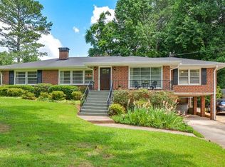 1371 Amanda Cir, Decatur, GA 30033