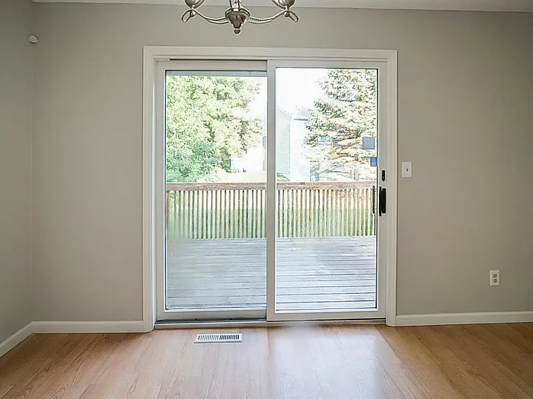 5424 Egan Dr — Photo 4