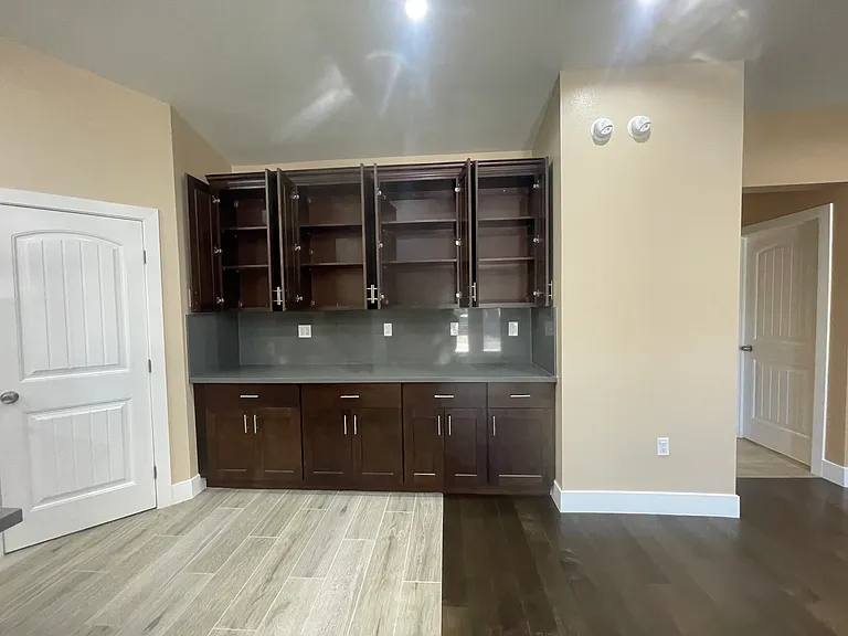 17515 Live Oak St — Photo 24