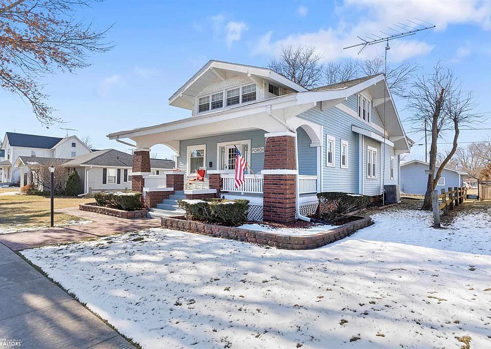 114 N Oak St, Donnellson, IA 52625 Zillow