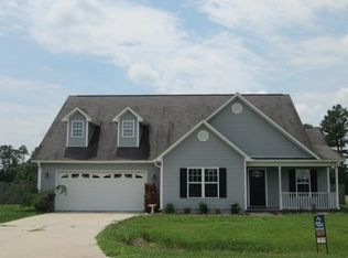 105 Michelle Ward Ln, Maple Hill, NC 28454