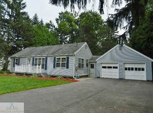 2021 Haslett Rd, Haslett, MI 48840