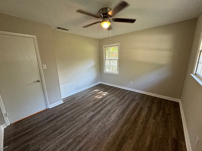 508 Pitt Moore Rd — Photo 12