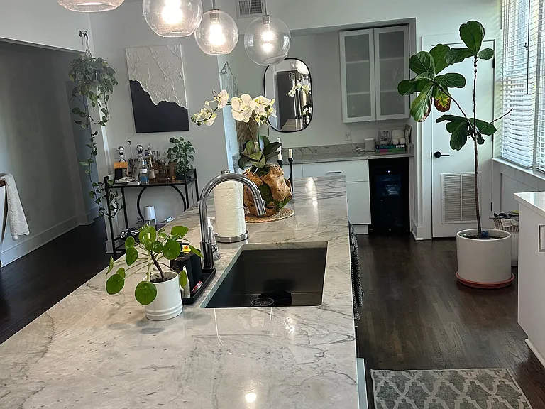 124 Peachtree Memorial Dr NW #4 — Photo 6