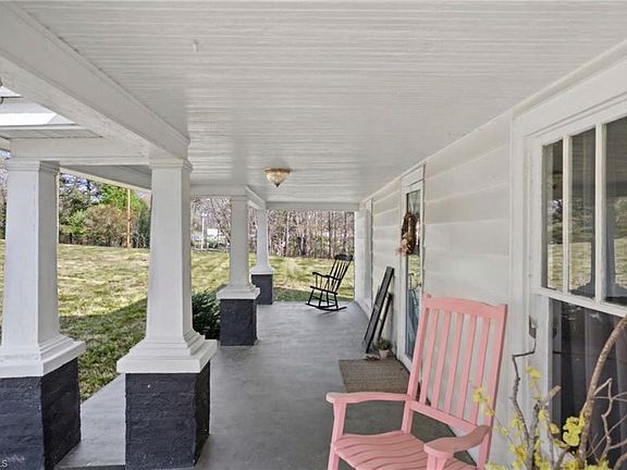 3rd image of 507 Columbia Ave