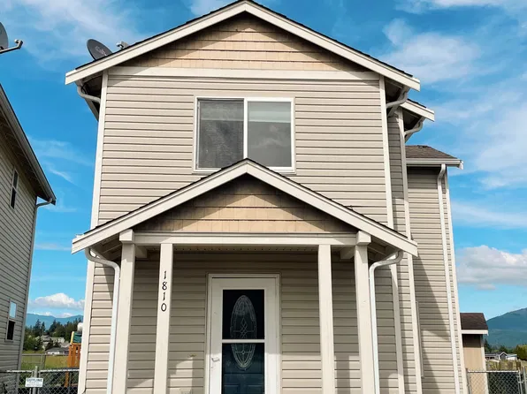 1810 N 30th St, Mount Vernon, WA 98273
