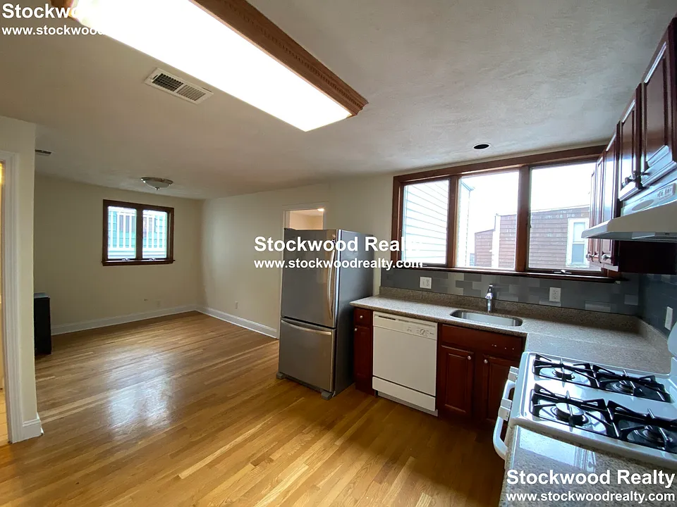 51 Telegraph St #2