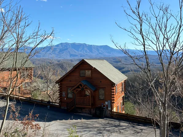 3061 Legacy Vista Dr, Sevierville, TN 37876