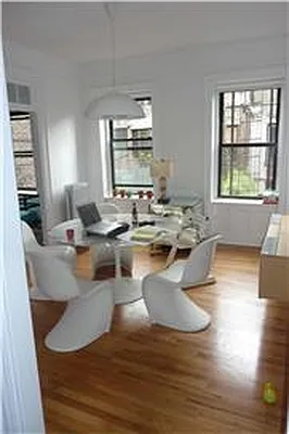 Sold by R New York | media 1