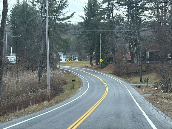 4th image of 7197 Barkersville Rd