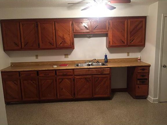 5th image of 215 Leona St APT 3