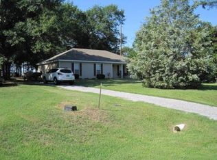 54 Twin Oak Dr, Titus, AL 36080