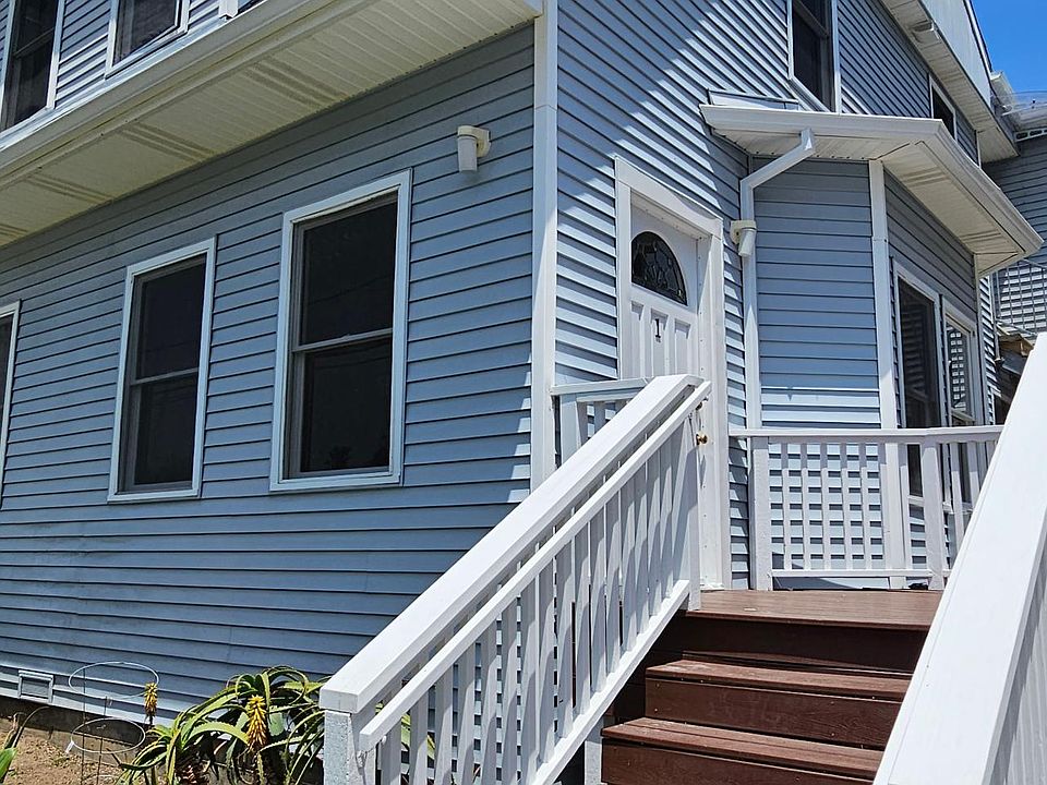1st image of 2807 2nd St APT 1