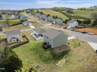 406 Duseth Dr, Sweetwater, TN 37874