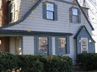 738 Washington Ave, Holland, MI 49423