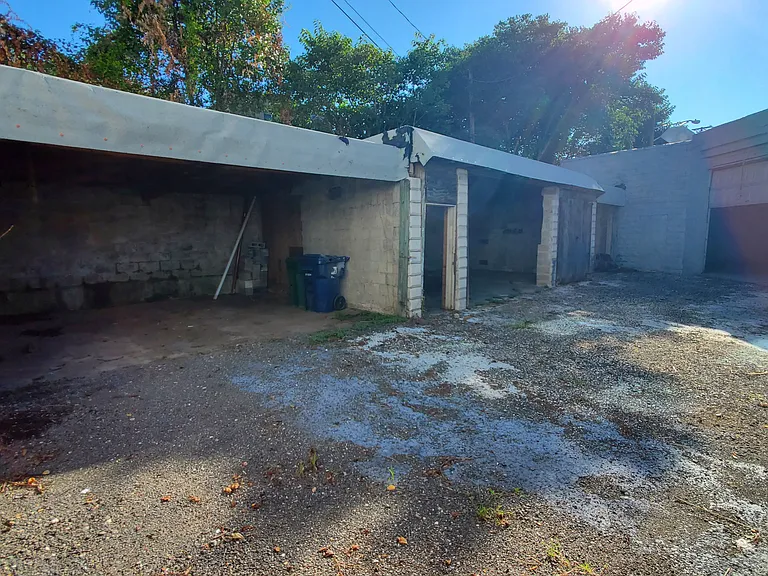 1160 Homestead St #1 — Photo 16