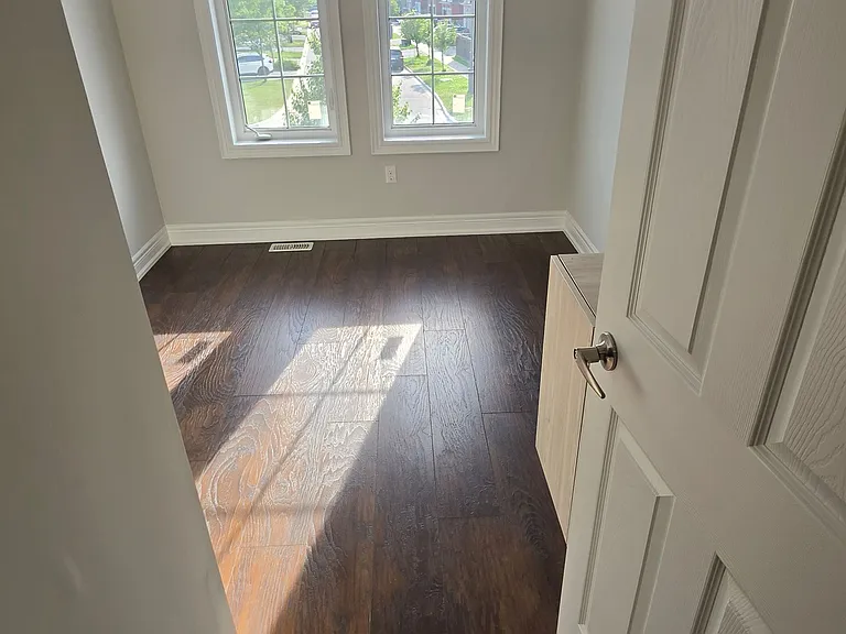 61 Collin Ct — Photo 23
