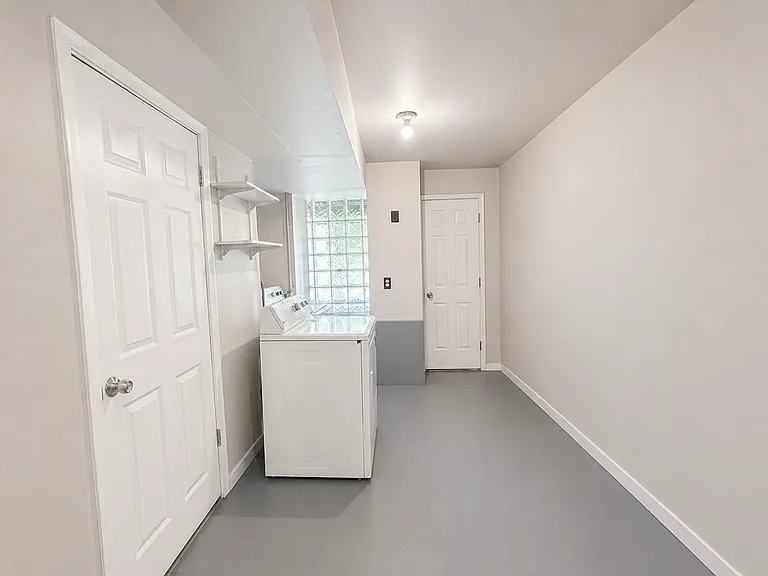 2828 Ellicott Dr — Photo 15