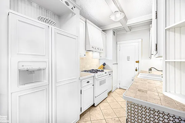 Sold by Brown Harris Stevens | media 3