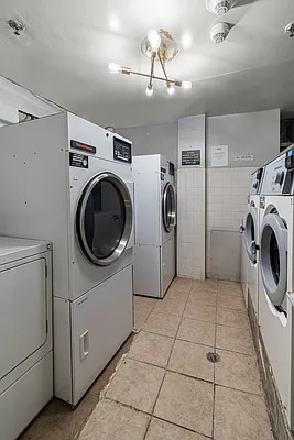 Rented by Owner | media 10