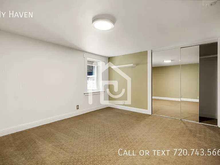 1121 S Williams St — Photo 31