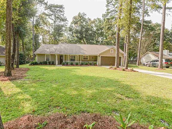 3rd image of 8798 Minnow Creek Dr
