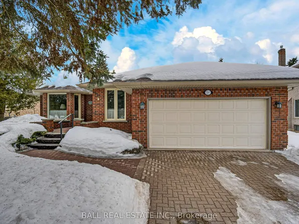 26 Island Bay Dr, Kawartha Lakes, ON K0M 1A0