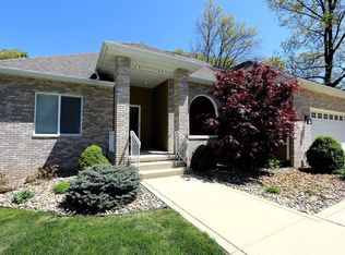 3871 N Malaga Dr E, La Porte, IN 46350