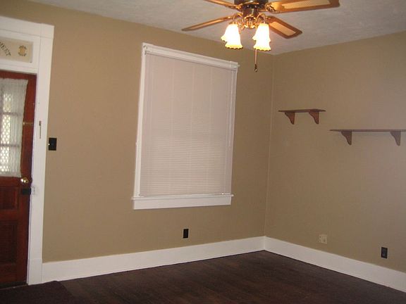 116 Meadow - Livingrm