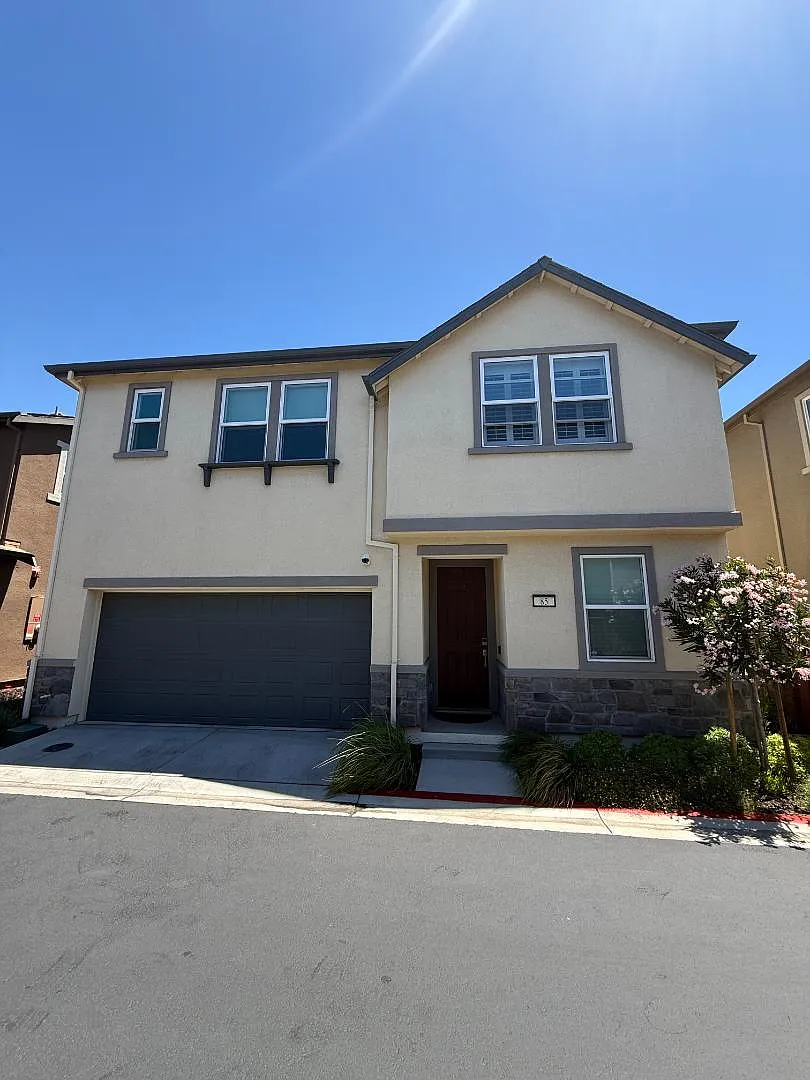 85 Savannah Ln — Photo 2