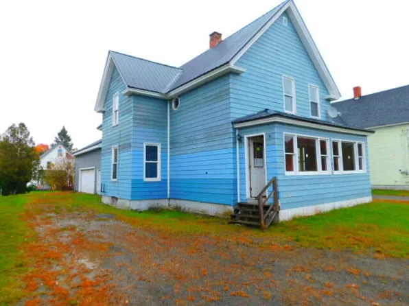 36 1st Street, Milo, ME 04463