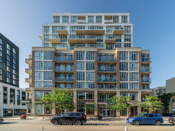 1638 Bloor St W #903, Toronto, ON M6P 0A6