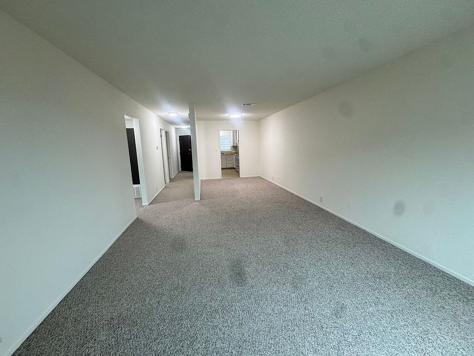 1st image of 725 18th Ave APT 1