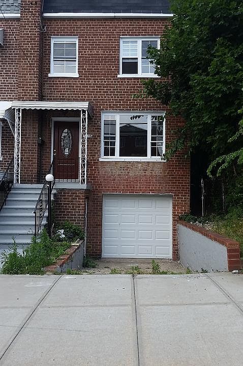 1st image of 1014 E 215th St