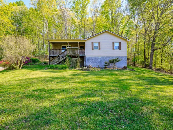 614 Bradley Ave, La Fayette, GA 30728