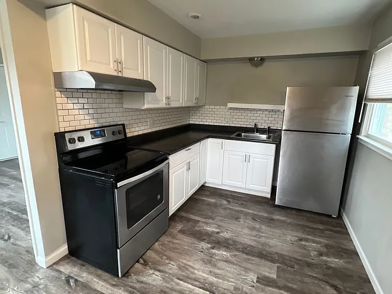 3520 Bridge Ave — Photo 4