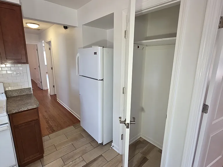 6510 W Higgins Ave #2 — Photo 31
