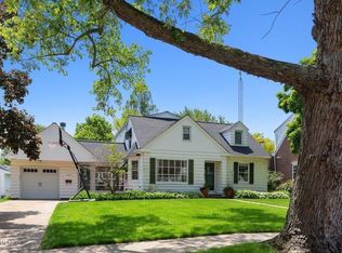 1230 Riverwood Ter, Saint Joseph, MI 49085