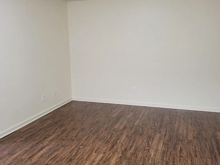 1808 State St #305 — Photo 9