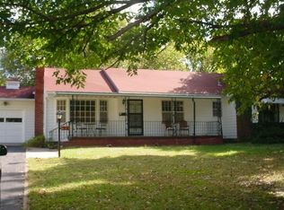 621 S Clay St, Nevada, MO 64772