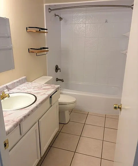 10185 S Chattel Cir — Photo 5