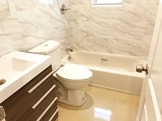 Rented by NY Space Finders Inc.