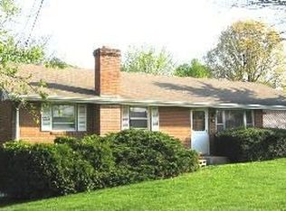 105 Montgomery St, Christiansburg, VA