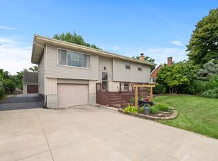 5017 155th St, Oak Forest, IL 60452