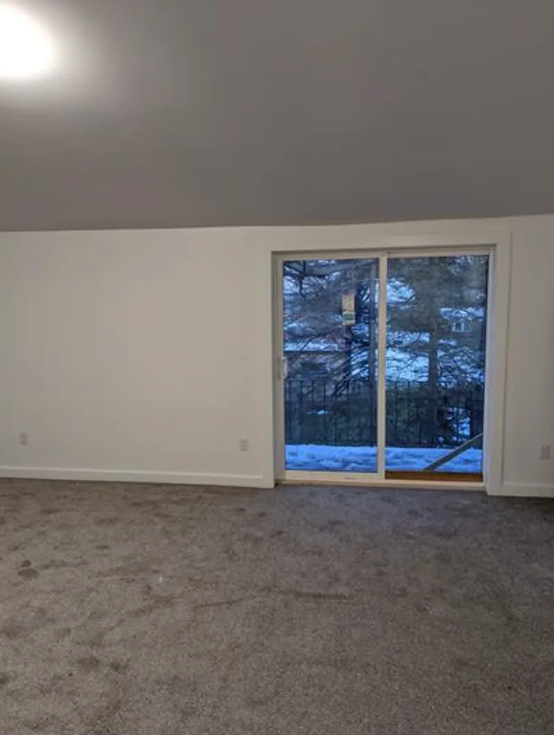 300 Lakeview Ave - 8 — Photo 2