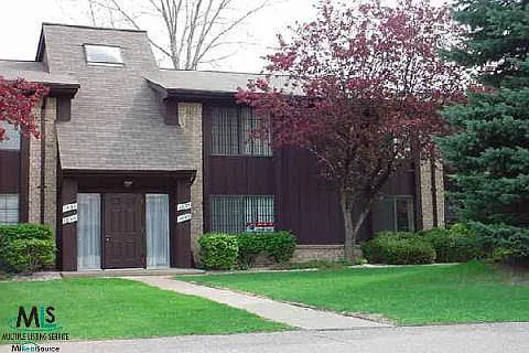 1857 Meadowdale photo 1