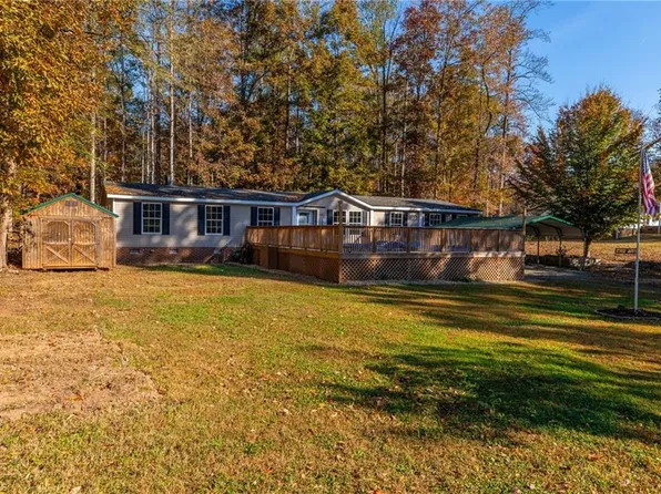 1163 Rockledge Dr, Burlington, NC 27217