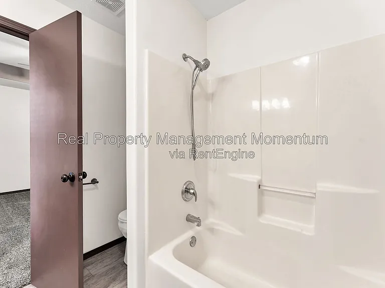 813 Daniel Ln — Photo 20
