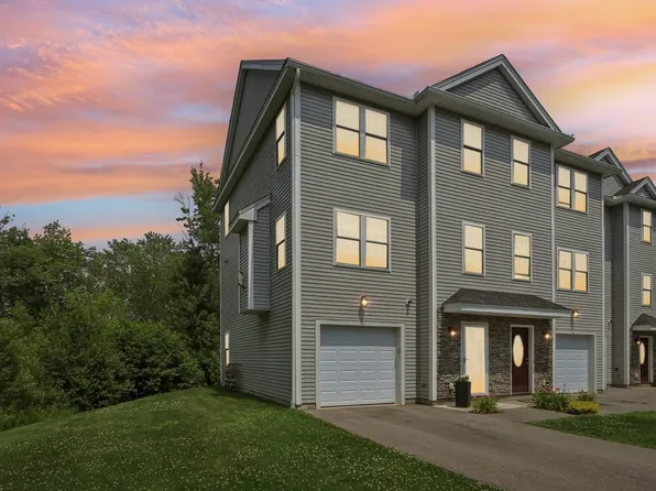 7 Lighthouse Cir #A, Salisbury, MA 01952